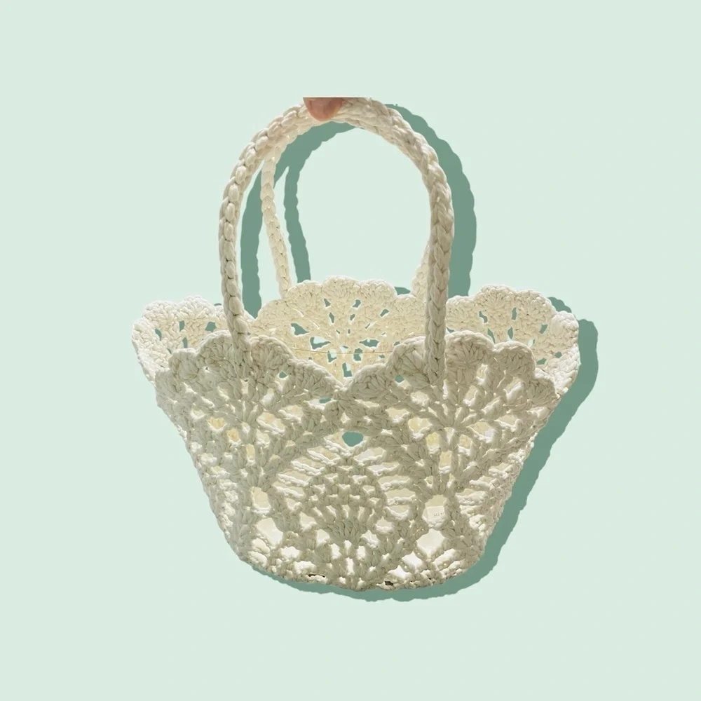 Paula Echevarría Crochet Bucket Bag Elegant Cream Crochet Tote Bag